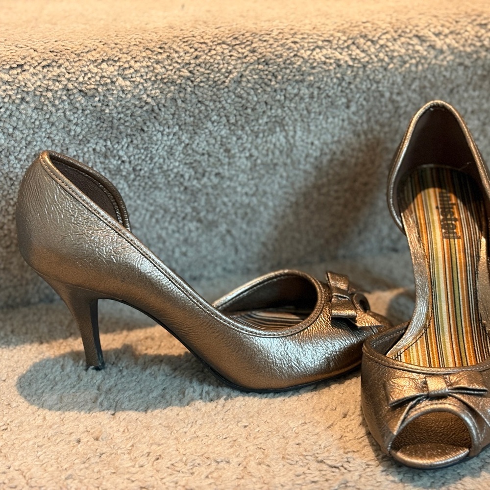 Unlisted Metallic Peep-Toe Heels with Bow - Picture 2 of 9